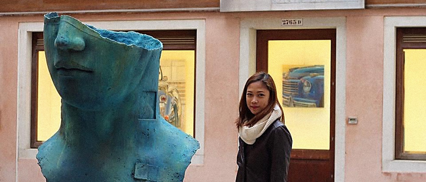 Ruth Maclang beside a bronze sculpture outside the Contini gallery in Venice